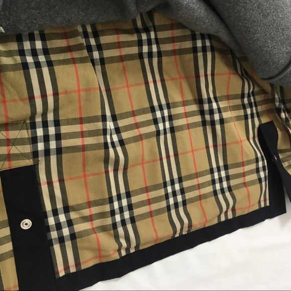 Burberry London Black Removable Lining Coat - Picture 5 of 8